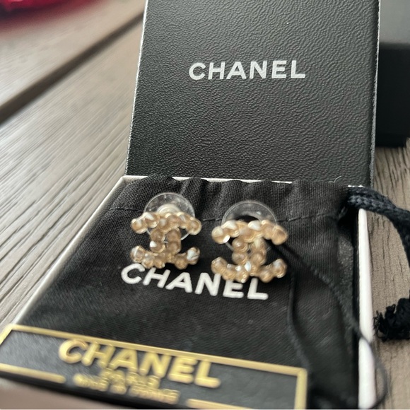 Authentic Chanel Crystal CC Stud Earrings Gold - Picture 2 of 5